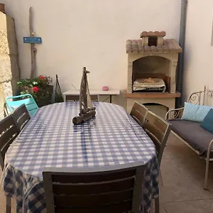 Maison Au Bord De Saintes-Maries-de-La-Mer